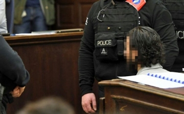 Salah Abdeslam először válaszolt a vizsgálóbírók kérdéseire