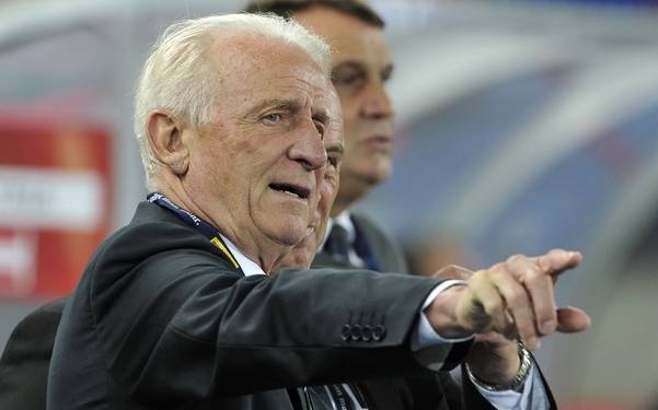 Trapattoni bejelentkezett a labdarúgó-válogatott kapitányi posztjára