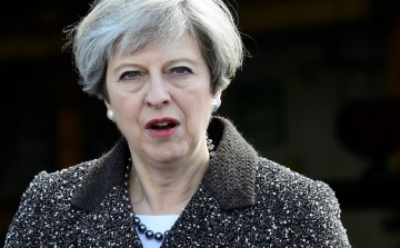 Bizalmi szavazást kezdeményezett Theresa May ellen a Konzervatív Párt