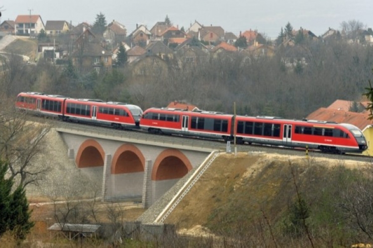 Egy utas 800 ezer forintnyi büntetést gyűjtött össze - Milliárdos kárt okoztak a bliccelők